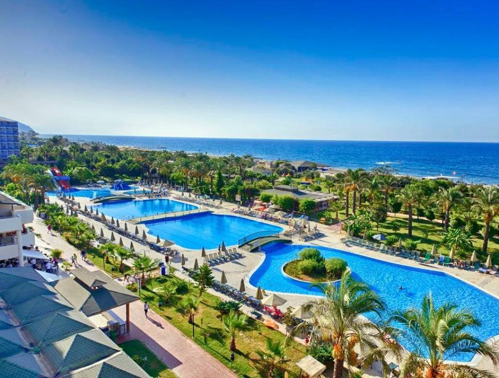 M.C. ARANCIA RESORT HOTEL 4★