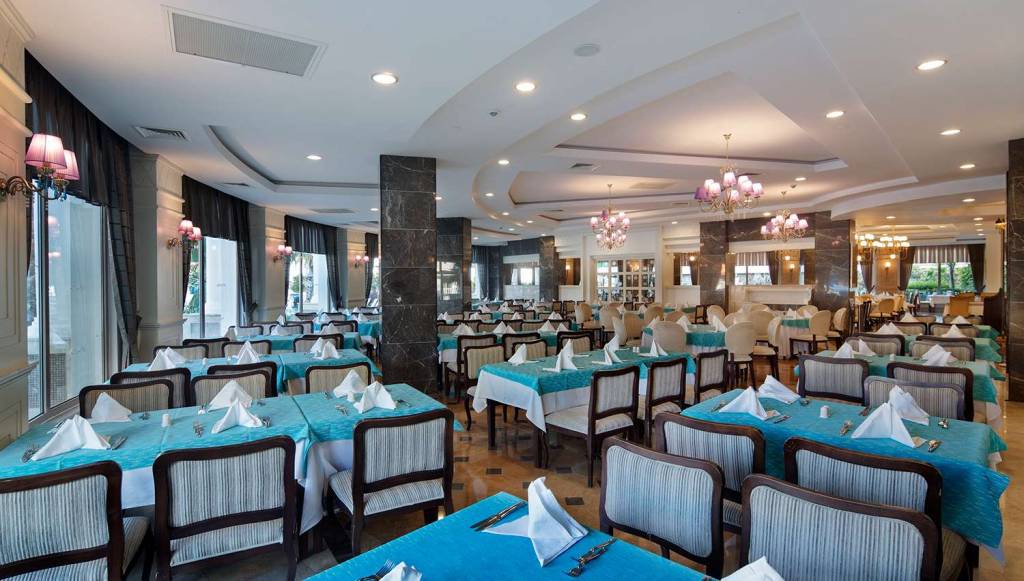 ALBA QUEEN HOTEL 5★