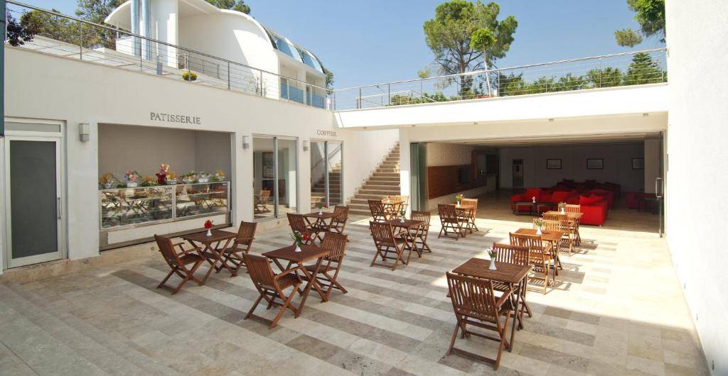 YALIHAN UNA HOTEL 4★