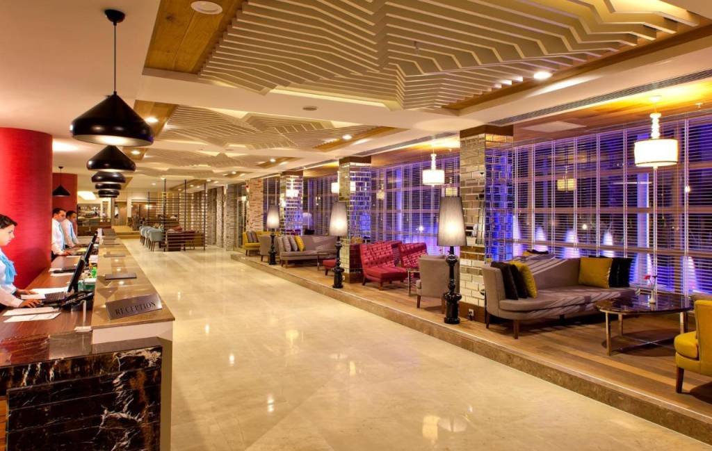 GRAND PARK LARA 4★