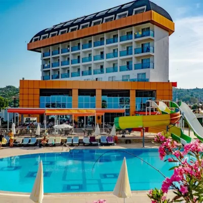 THRONE BEACH RESORT & SPA 4★