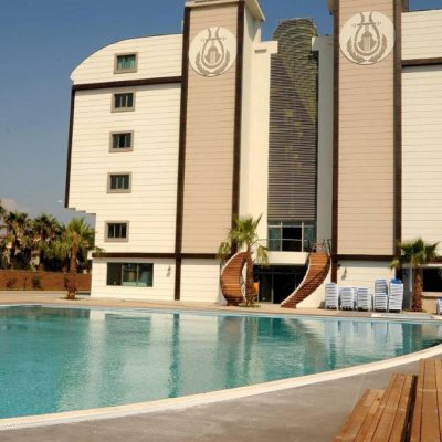 ORFEUS QUEEN HOTEL 4★