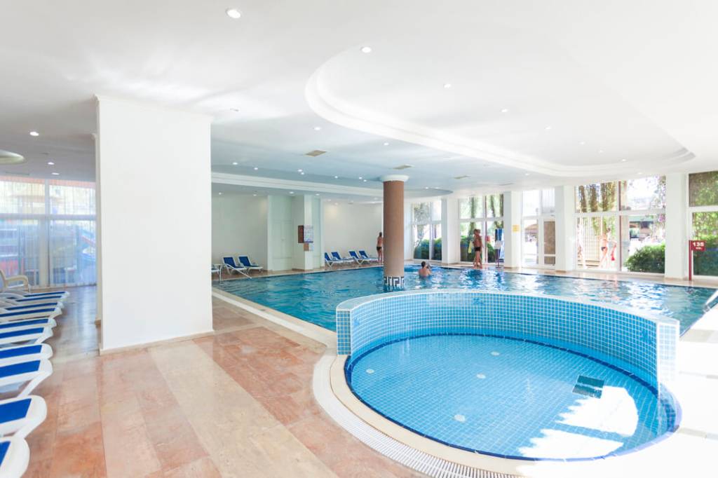 NOVA PARK HOTEL 5★