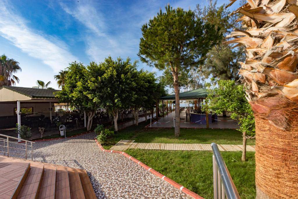 MAYA WORLD BEACH HOTEL 4★