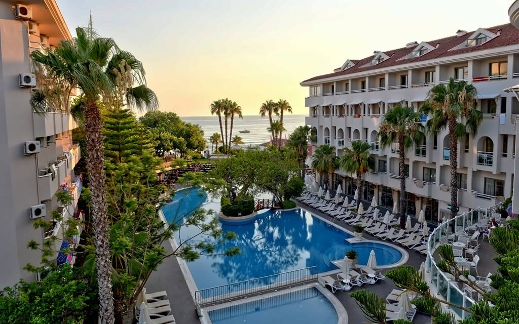 SIDE STAR BEACH HOTEL 5★