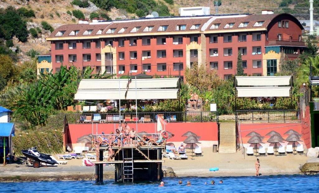 LIMONCELLO KONAKLI BEACH HOTEL 4★