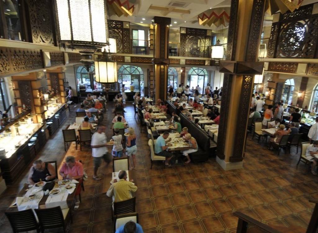 LIMONCELLO KONAKLI BEACH HOTEL 4★