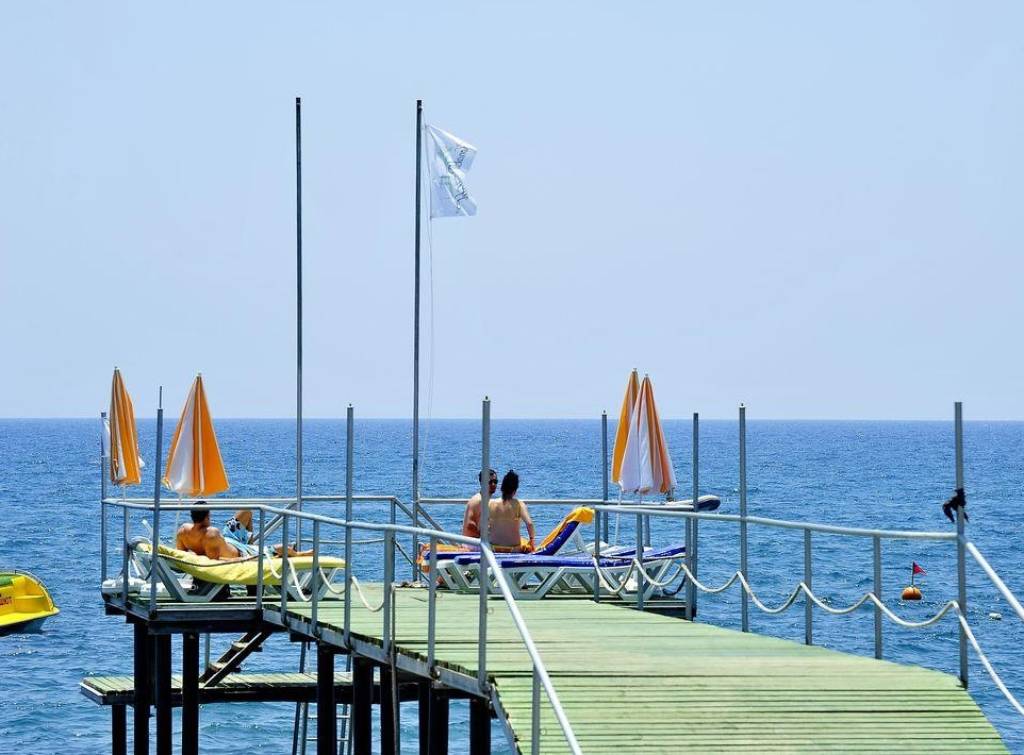 LIMONCELLO KONAKLI BEACH HOTEL 4★
