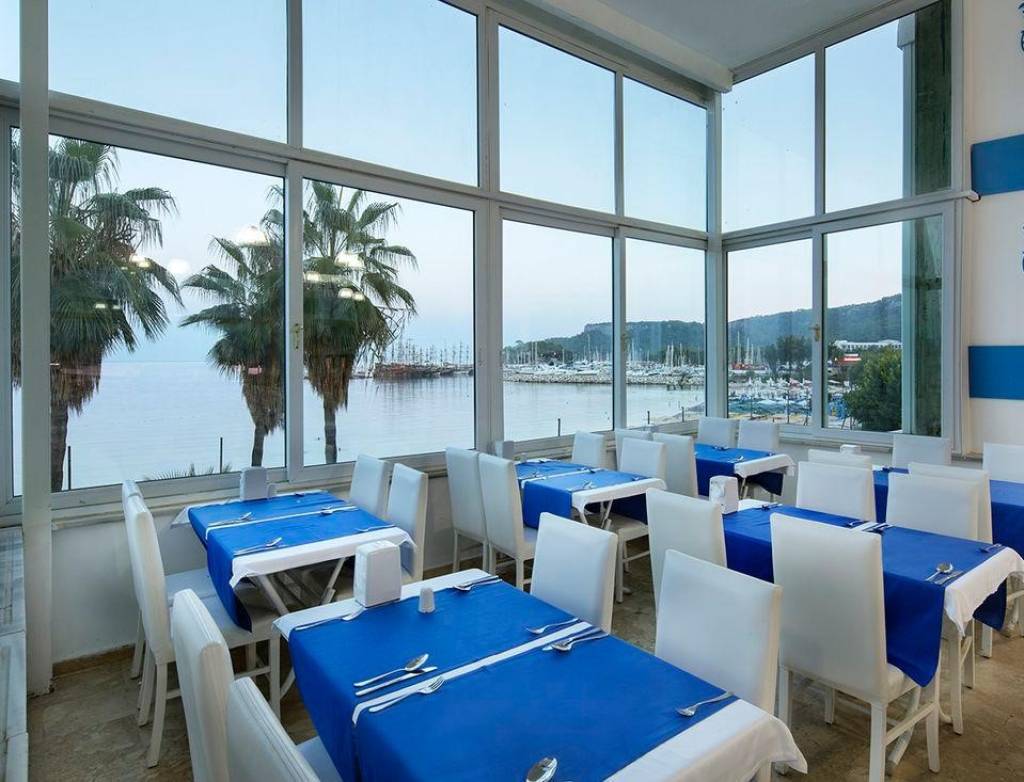 OLIMPOS BEACH HOTEL BY RRH & R 3★