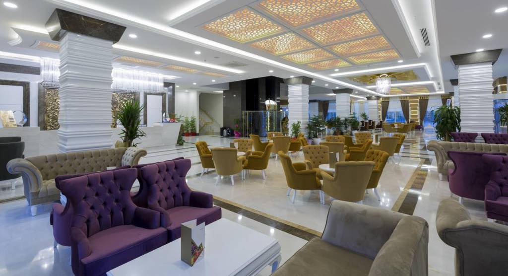 SIDE ROYAL PALACE HOTEL & SPA 5★