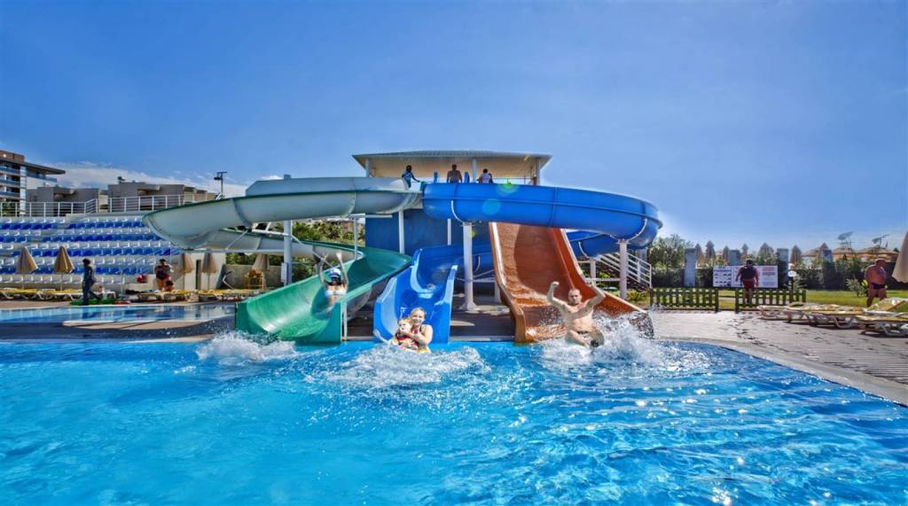 MC BEACH RESORT HOTEL 5★