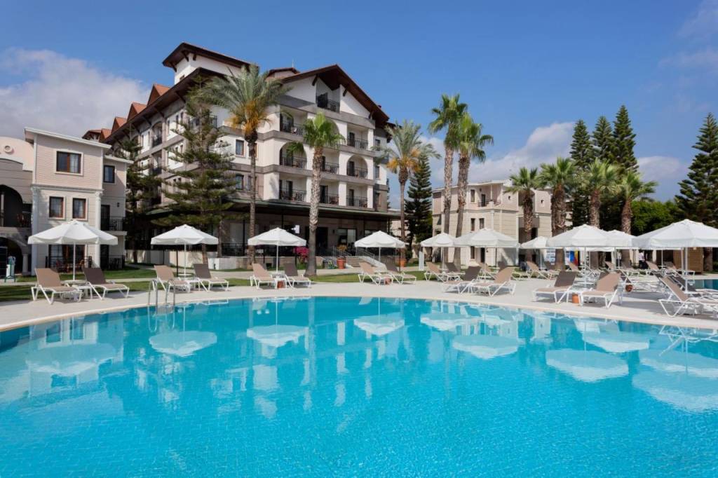 LOXIA COMFORT CLUB SIDE (EX. FUN&SUN LIFE SIDE) 5★