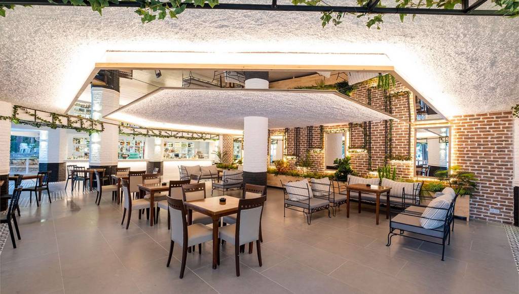 UTOPIA BEACH CLUB 4★