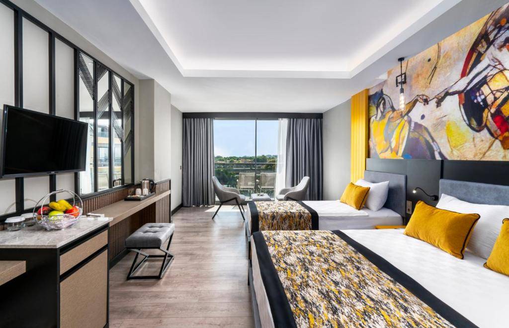 ARNOR DE LUXE HOTEL & SPA 5★