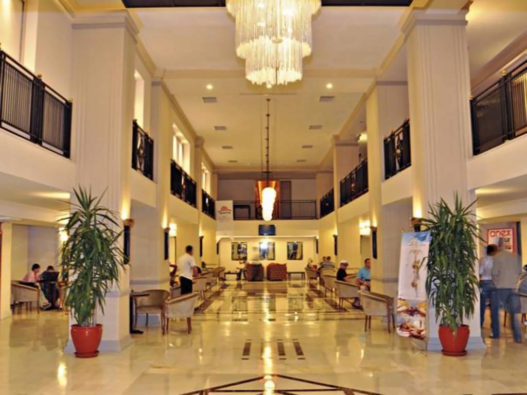 LARISSA PHASELIS PRINCESS 5★