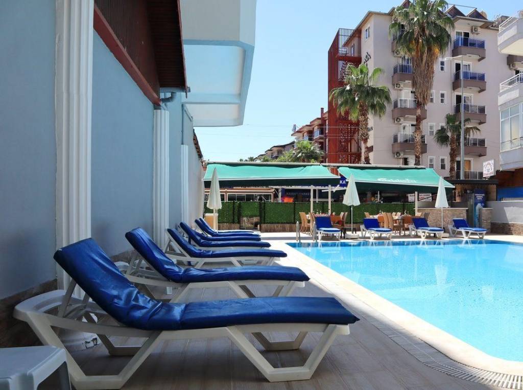 KLEOPATRA SMILE HOTEL 3★