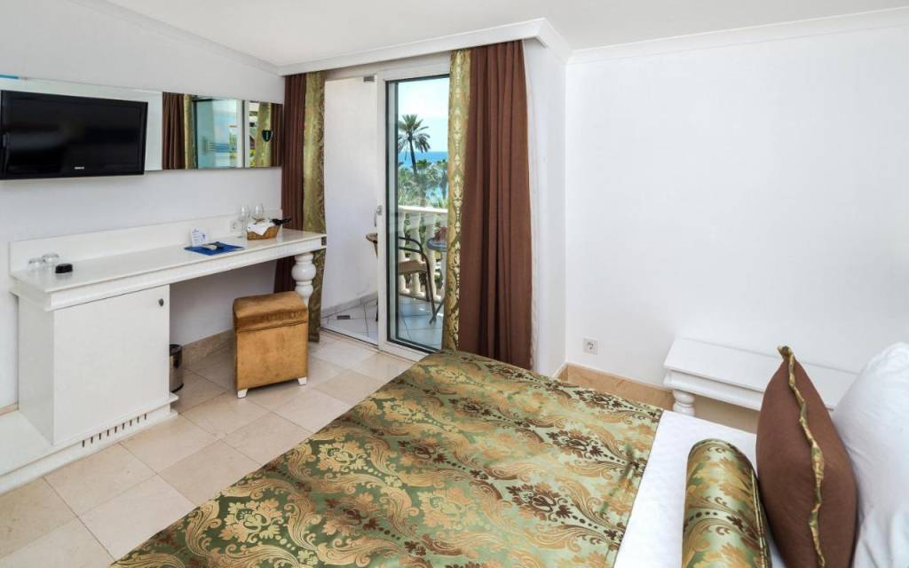 ONKEL RESORT BELDIBI 4★