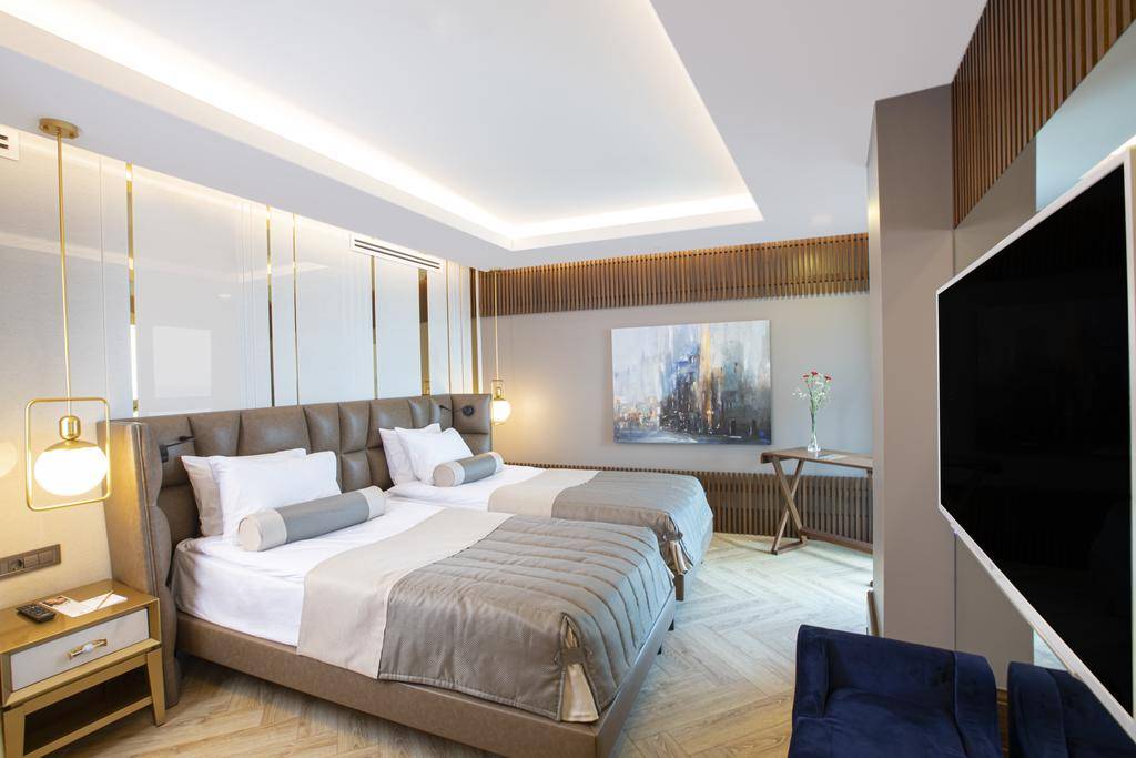 SHERWOOD EXCLUSIVE LARA 5★