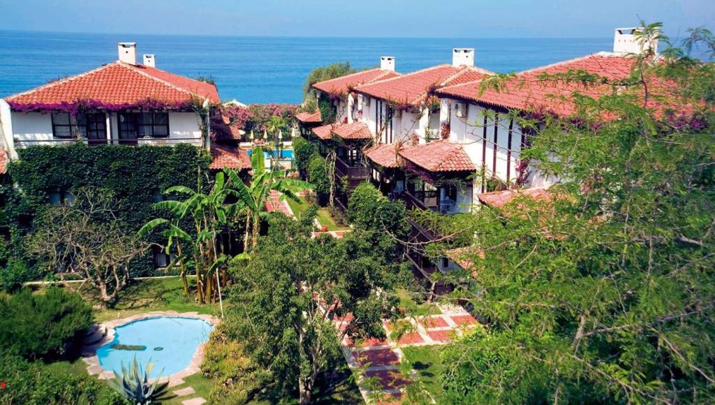 CLUB HOTEL TITAN 4★