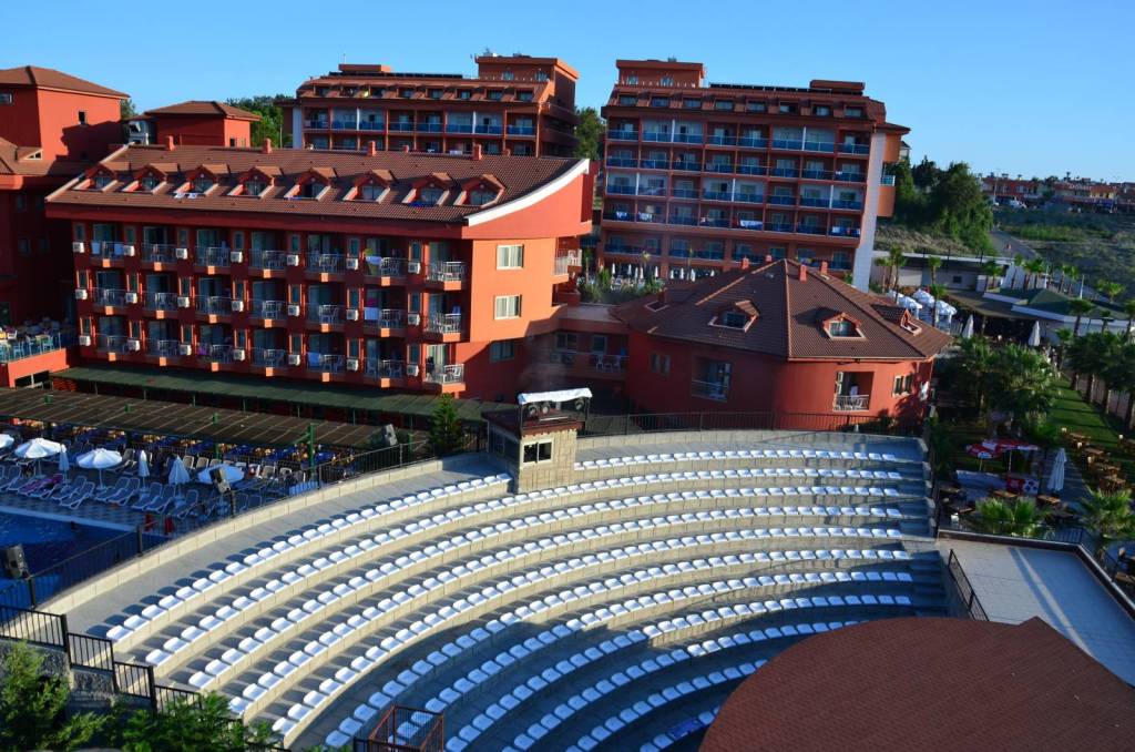 CLUB SIDE COAST HOTEL 5★