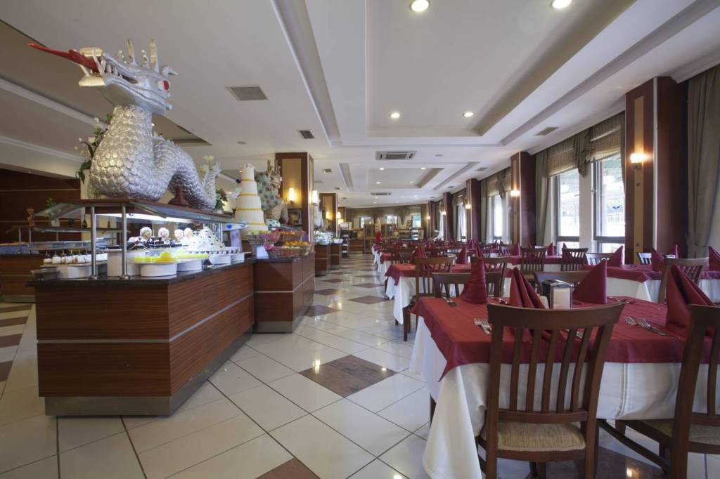 CLUB SIDE COAST HOTEL 5★