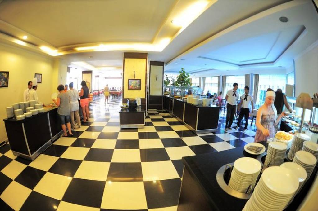 SUN STAR BEACH HOTEL 4★