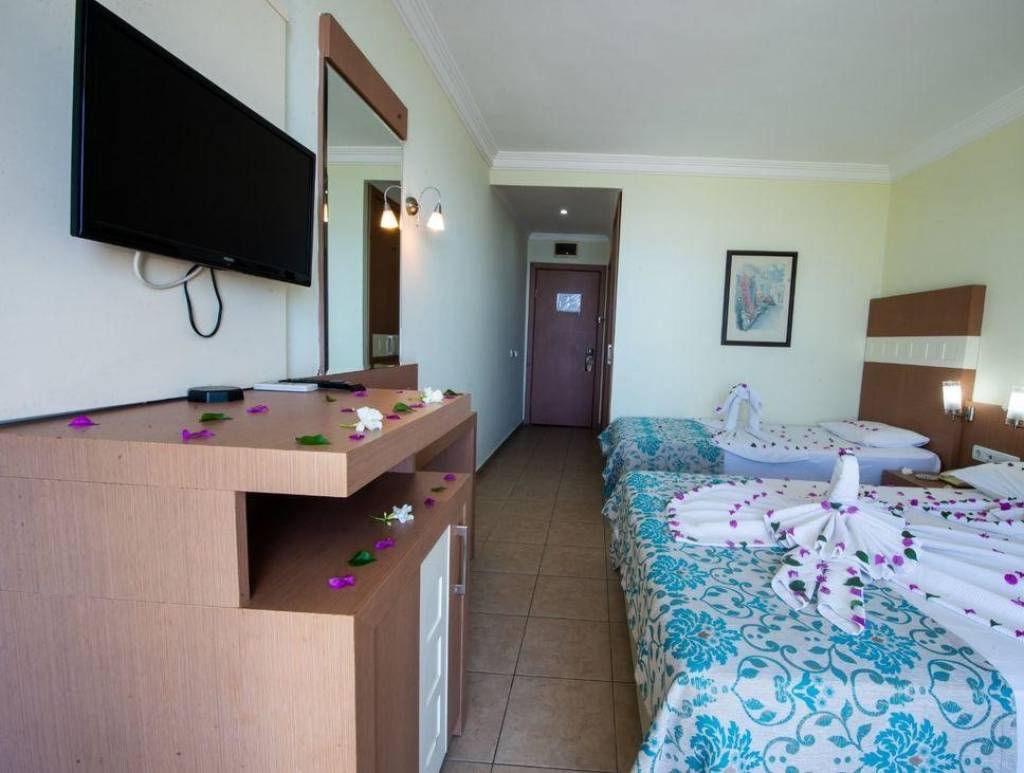 SUN STAR BEACH HOTEL 4★