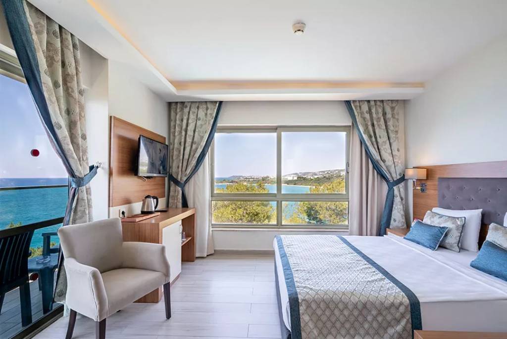 MIAROSA INCEKUM WEST RESORT 3★