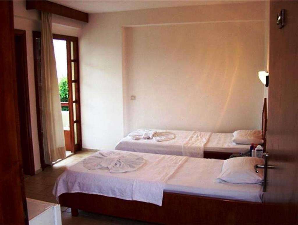 ARES CITY HOTEL 3★