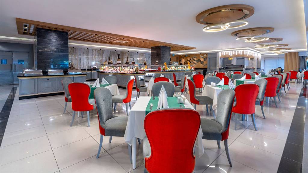 ORANGE PALACE & SPA 5★