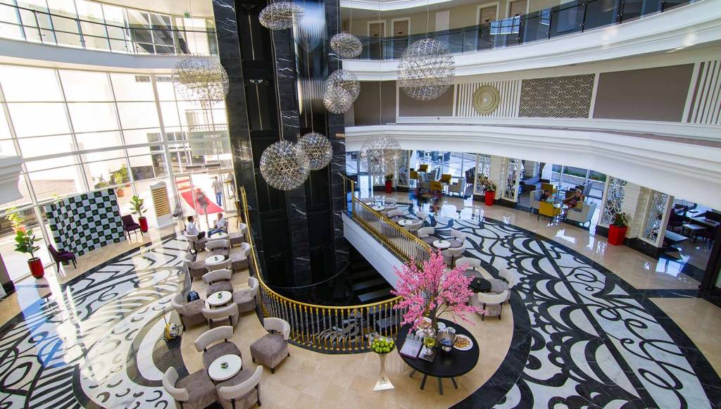 PORT RIVER HOTEL SPA 4★