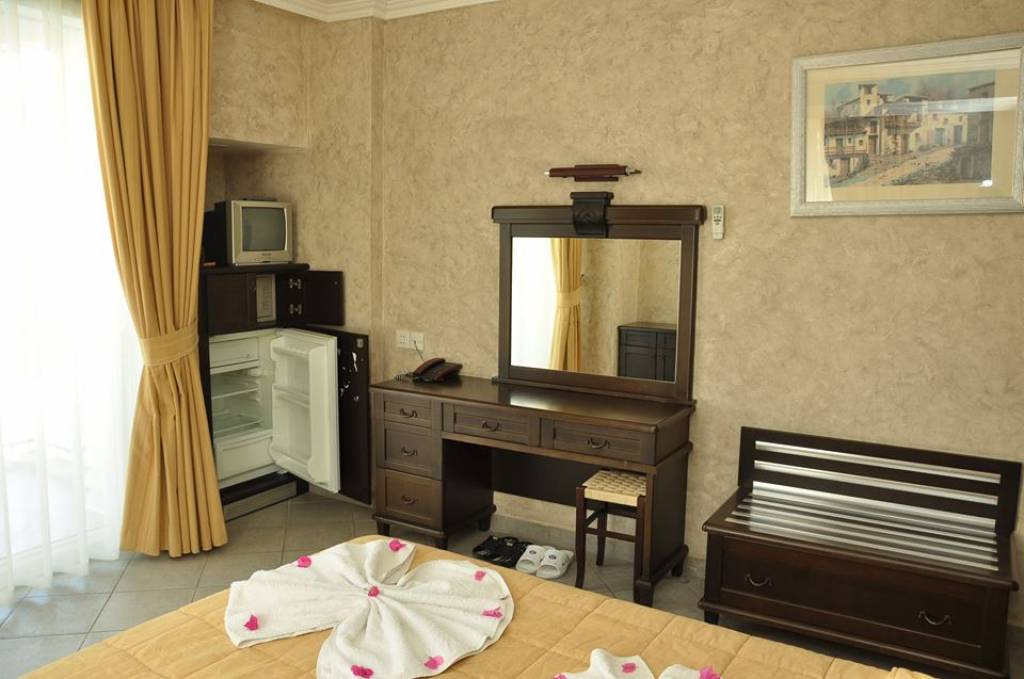 SWEET HOME BOUTIQYE HOTEL 3★
