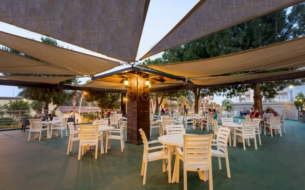 RIOS LATTE BEACH HOTEL 4★