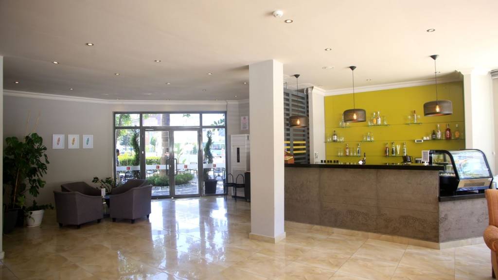 SIMPLY FINE HOTEL ALIZE (tikai pieaugušajiem) 3★