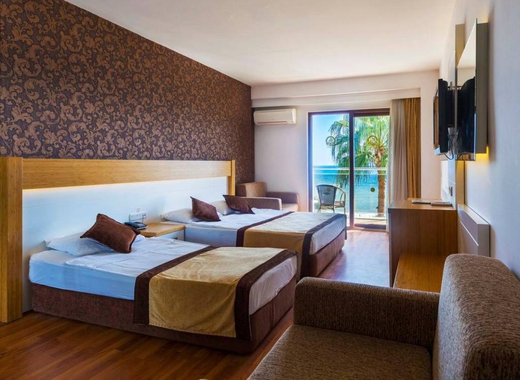 EFTALIA DOWNTOWN HOTEL 4★