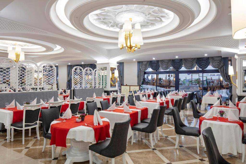 GRANADA LUXURY OKURCALAR 5★