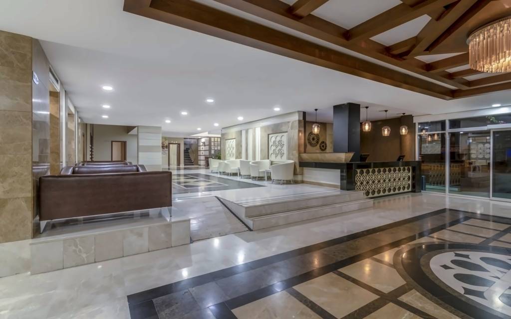 RING BEACH HOTEL 5★