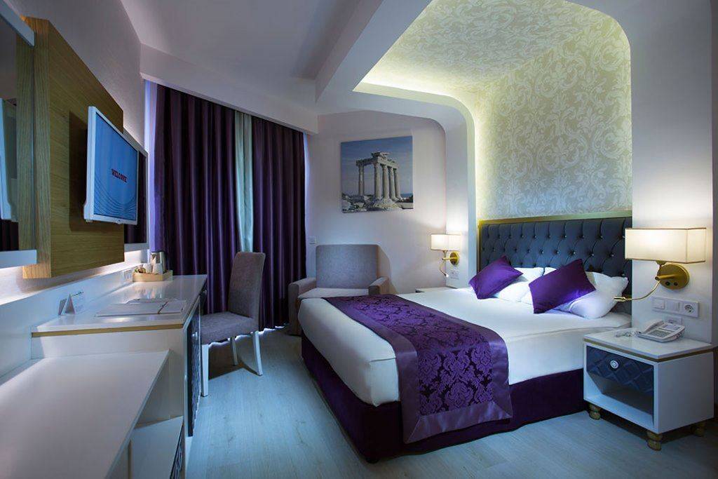 WATER SIDE RESORT & SPA 5★