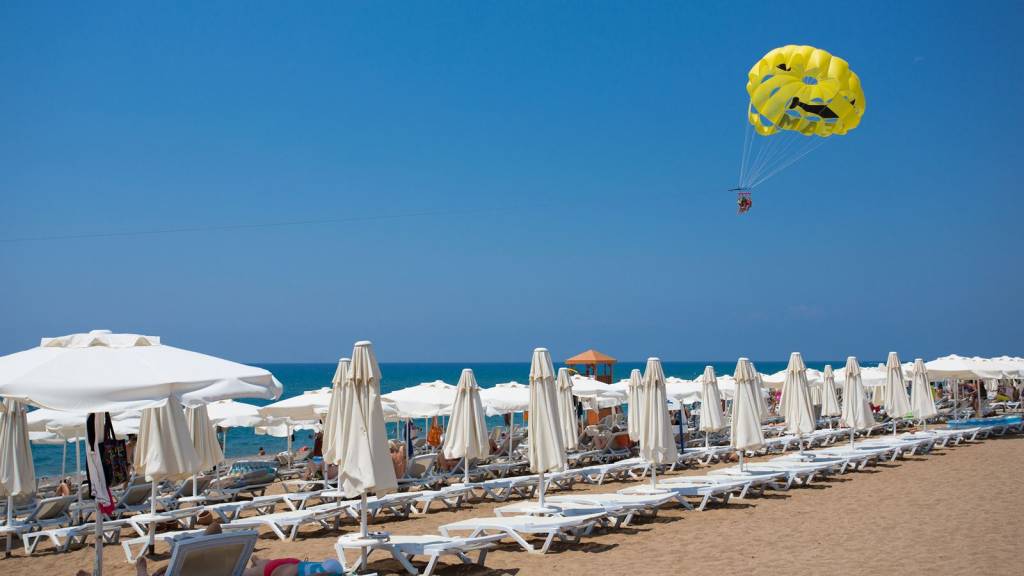 WATER SIDE RESORT & SPA 5★