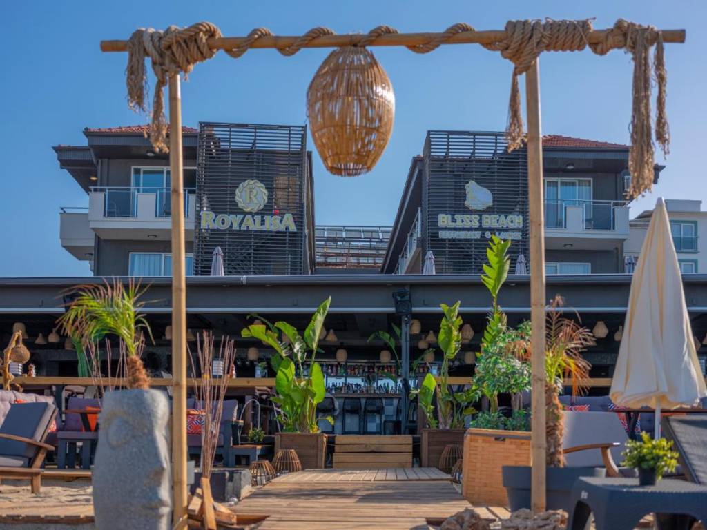 ROYALISA PALMIYE BEACH (tikai pieaugušajiem, 16+) 3★