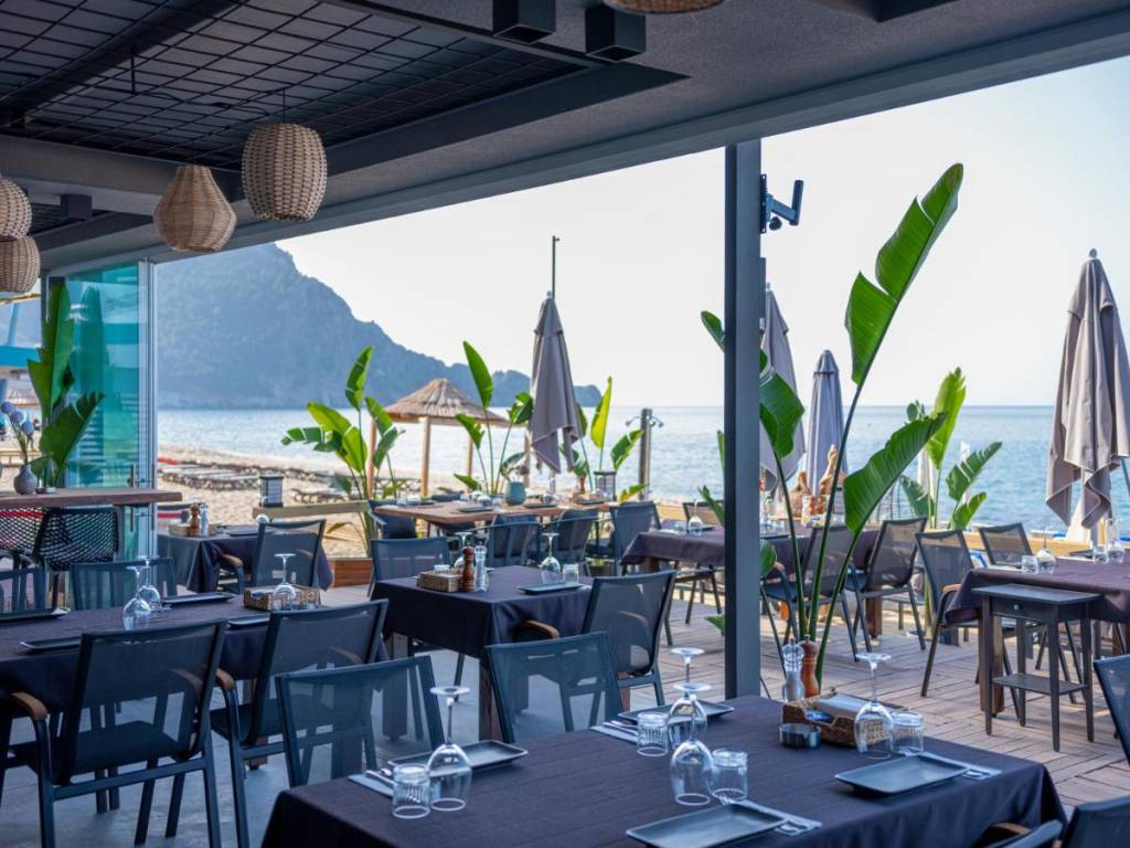 ROYALISA PALMIYE BEACH (tikai pieaugušajiem, 16+) 3★