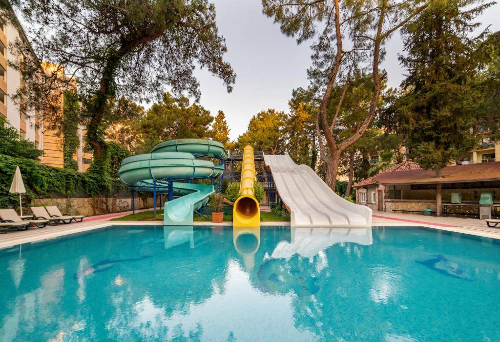 ARMAS KAPLAN PARADISE 5★