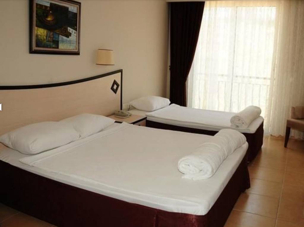 SHIMA BEACH HOTEL 4 ★-_