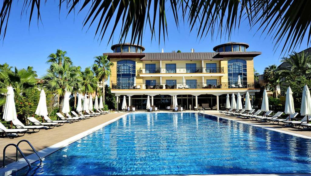 VILLA AUGUSTO BOUTIQUE HOTEL & SPA 5★