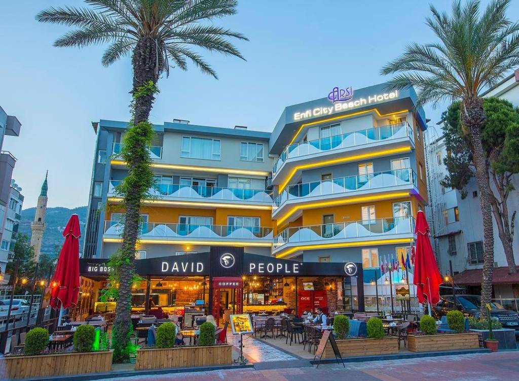 ARSI ENFI CITY BEACH 4★