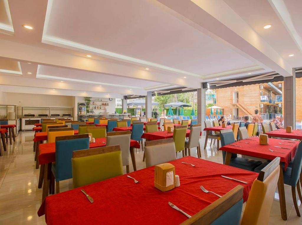 ARSI ENFI CITY BEACH 4★