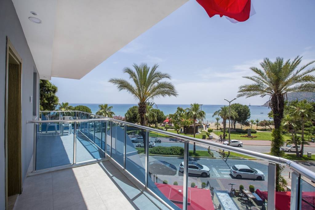 ARSI ENFI CITY BEACH 4★