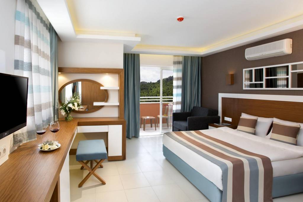 LAVIA HOTELS KEMER 4★-_