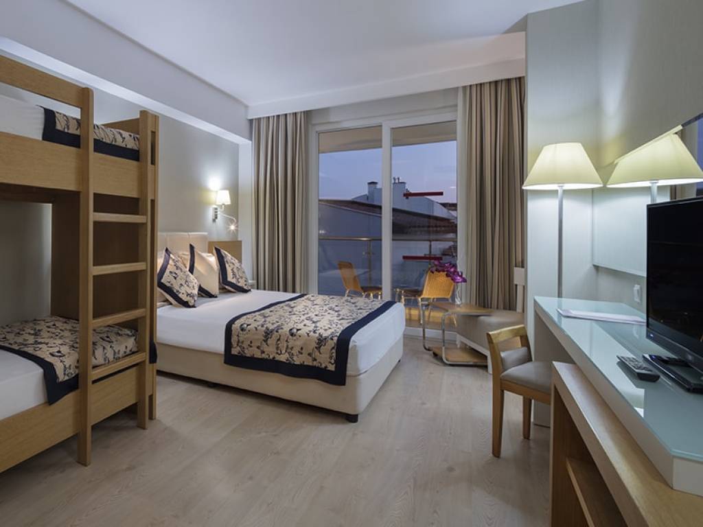 TRENDY PALM BEACH (tikai pieaugušajiem, 16+) 5★