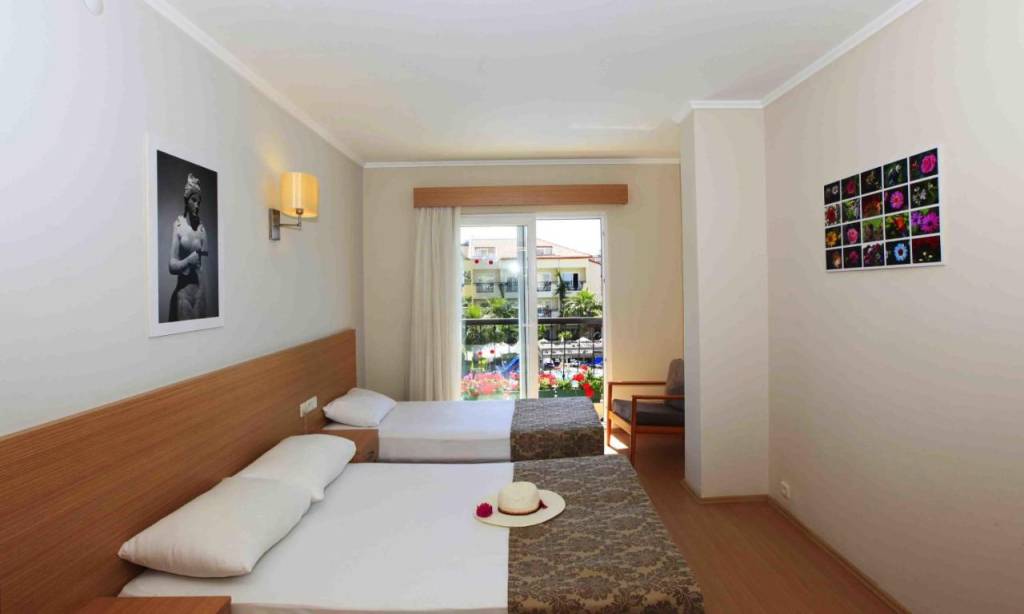 SUN CITY SIDE HOTEL 4★